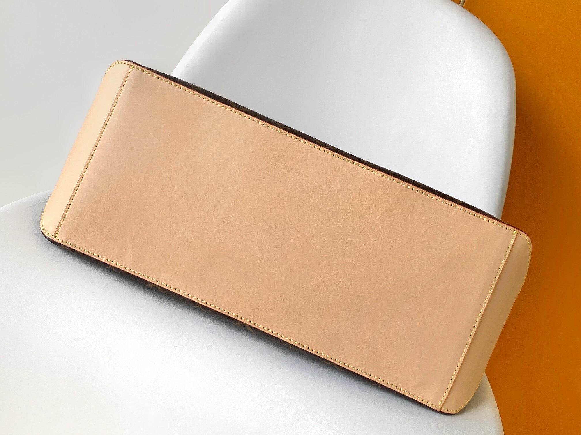 1:1 Replica LV Handbag