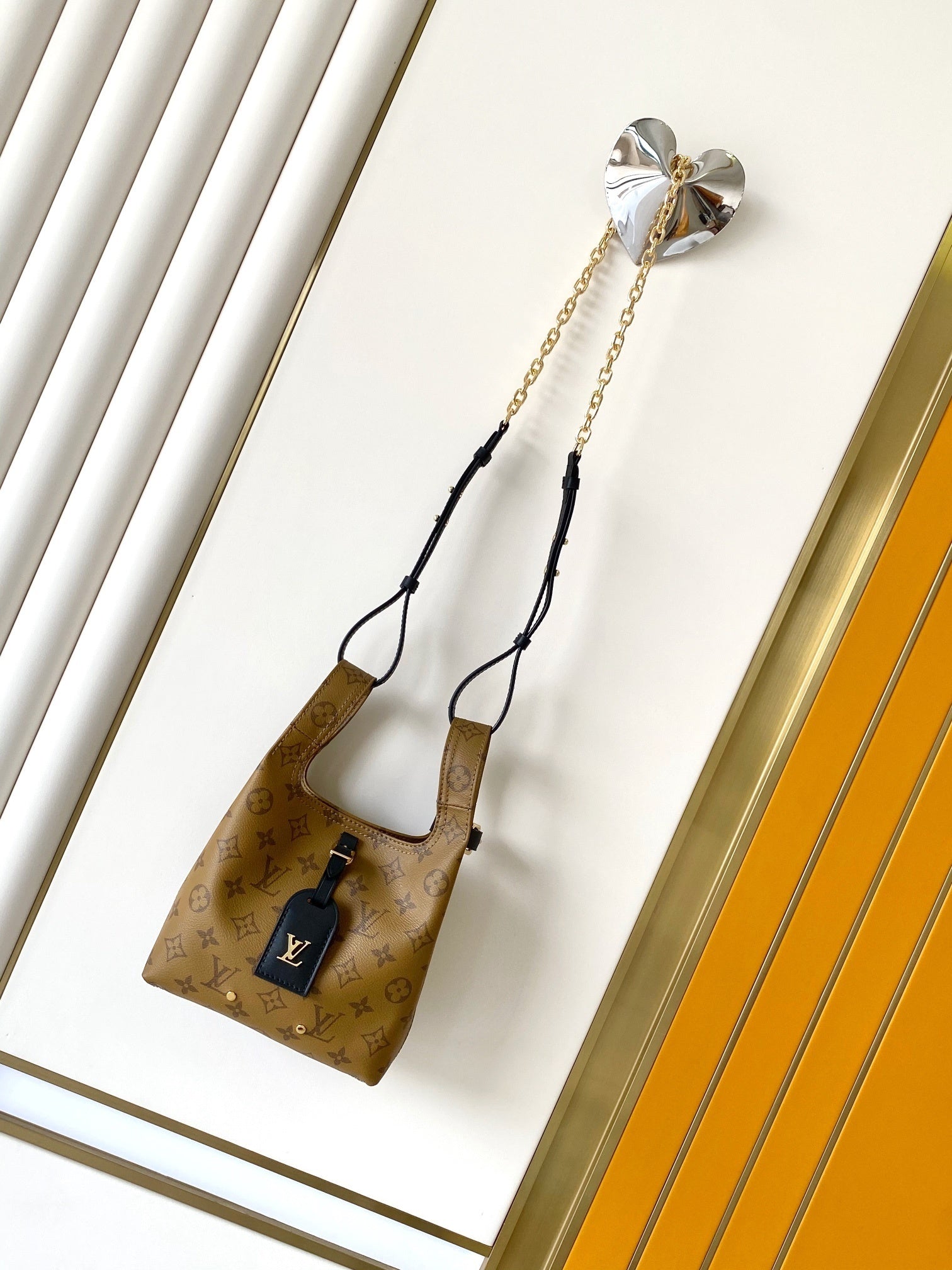 1:1 Replica LV Handbag crossbody bag