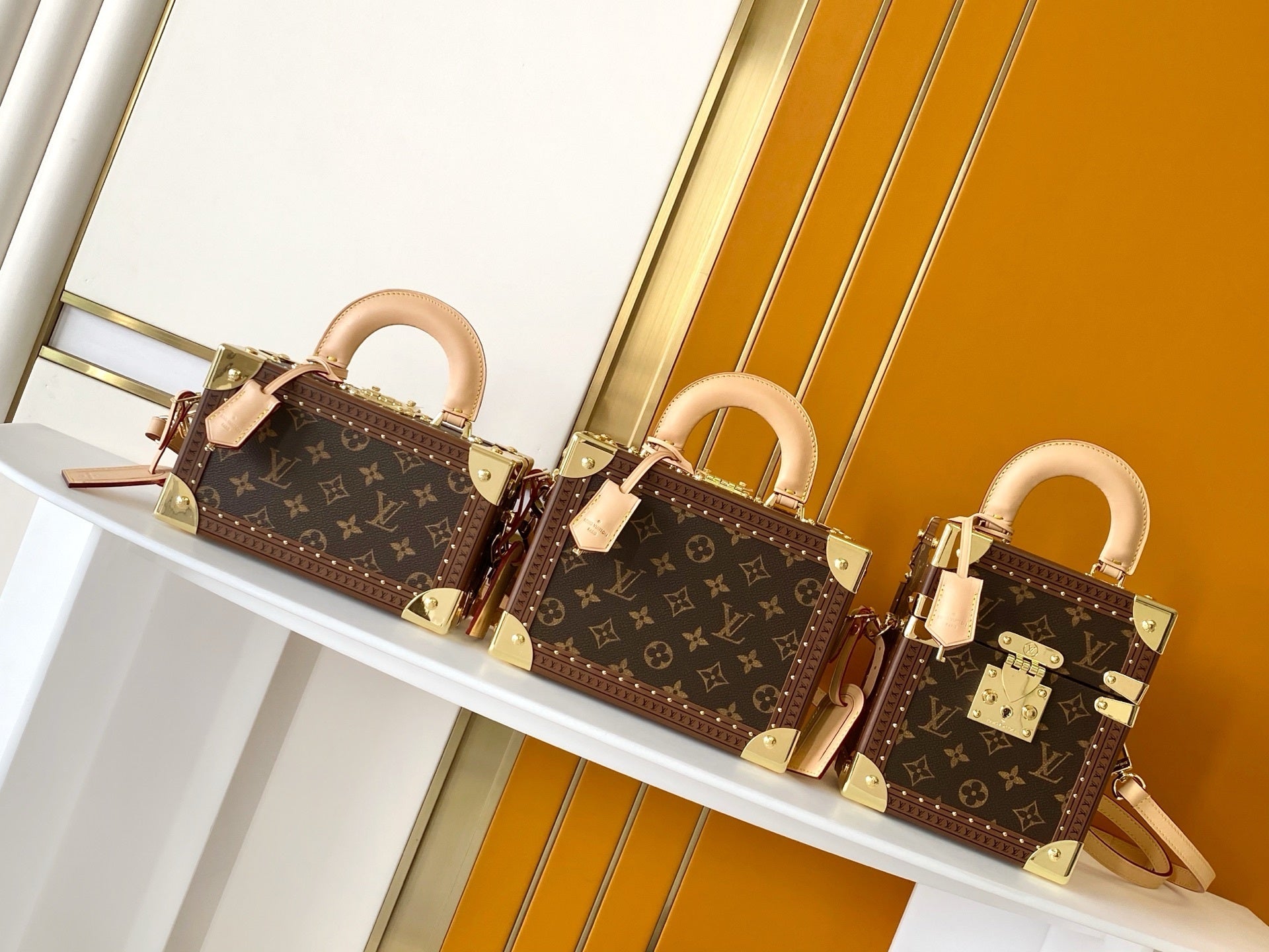 1:1 Replica LV handbag